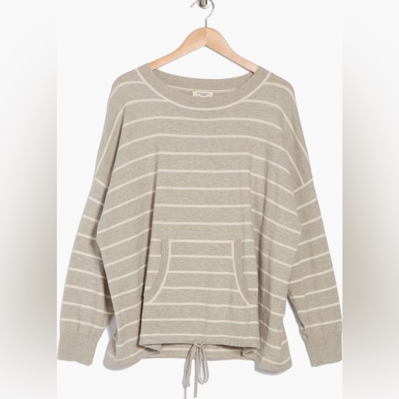 Max Studio Gray and Off White Striped Sweater Women’s Size 1X - Picture 4 of 16